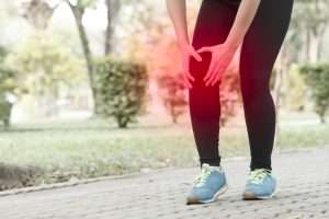 what helps knee pain from sciatica