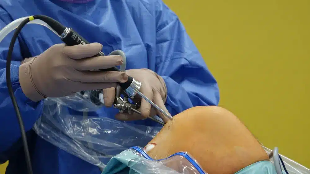 Small minimally invasive surgical instruments used for spine decompression procedures