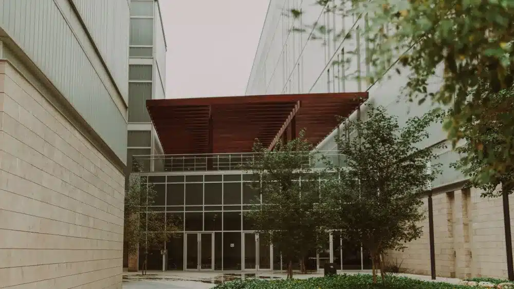 Exterior view of a pain management clinic serving Plano TX and nearby North Dallas communities